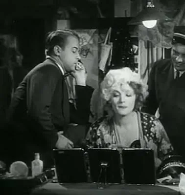 Голубой ангел (1930) в хорошем качестве скачать торрент файл Голубой ангел (1930) фильм в хорошем качестве скачать торрент файл