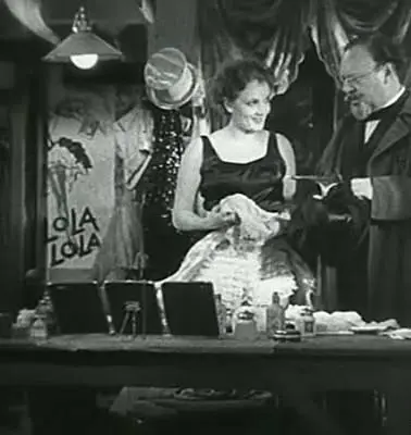 Голубой ангел (1930) скачать торрент бесплатно Голубой ангел (1930) фильм скачать торрент бесплатно