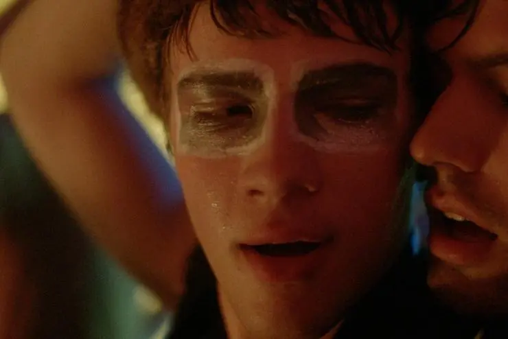 Монстр в шкафу (2015) в хорошем качестве скачать торрент файл Монстр в шкафу (2015) фильм в хорошем качестве скачать торрент файл