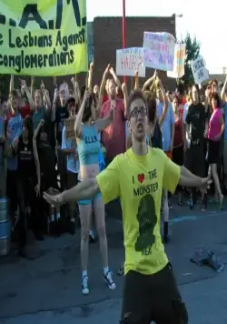 Атака куриных зомби (2006) скачать торрент бесплатно Атака куриных зомби (2006) фильм скачать торрент бесплатно