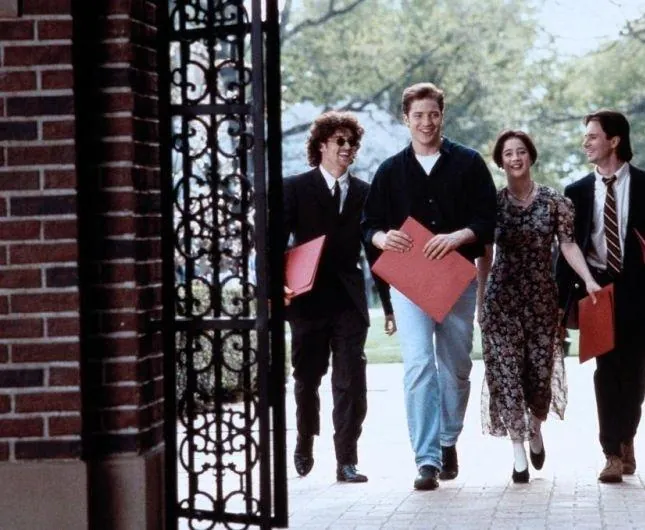 С почестями (1994) в хорошем качестве скачать торрент файл С почестями (1994) фильм в хорошем качестве скачать торрент файл