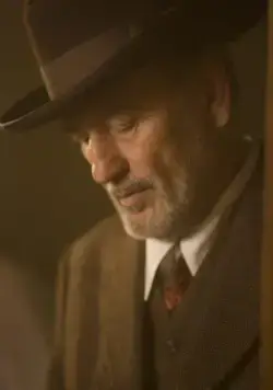 Человек в сером (2007) в хорошем качестве скачать торрент файл Человек в сером (2007) фильм в хорошем качестве скачать торрент файл