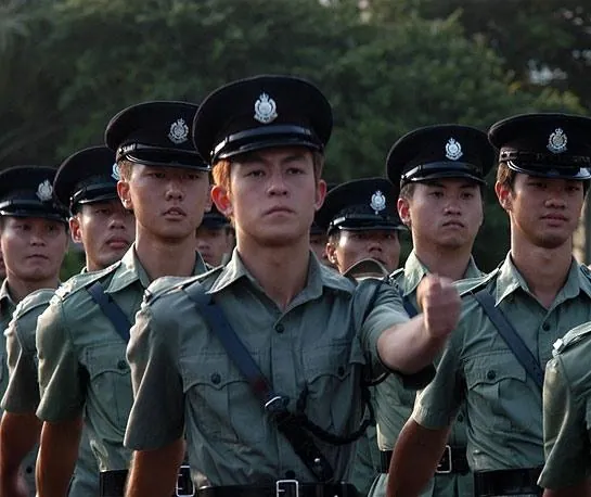 Двойная рокировка (2002) в хорошем качестве скачать торрент файл Двойная рокировка (2002) фильм в хорошем качестве скачать торрент файл