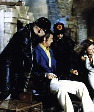 Великолепный (1973) скачать торрент файл Великолепный (1973) фильм скачать торрент файл