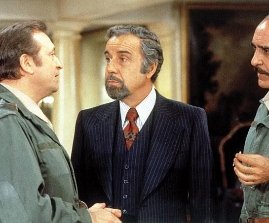 Скромное обаяние буржуазии (1972) скачать торрент бесплатно Скромное обаяние буржуазии (1972) фильм скачать торрент бесплатно