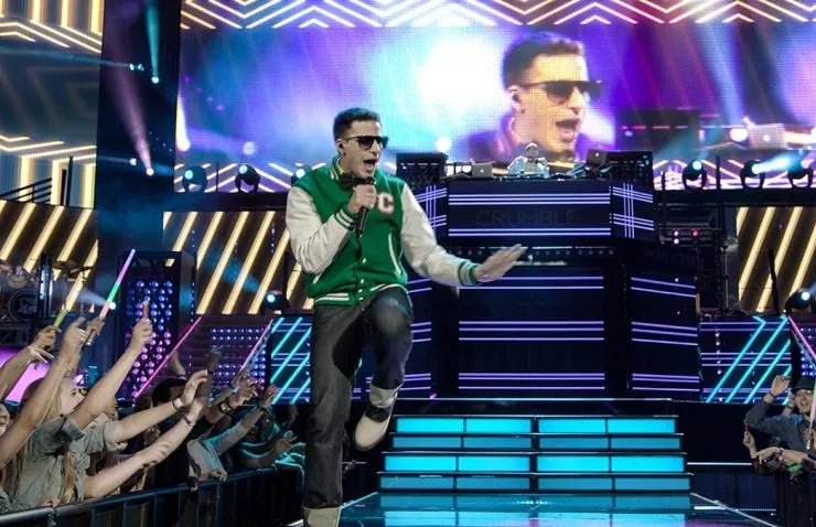 Поп-звезда: Не переставай, не останавливайся (2016) скачать торрент файл Поп-звезда: Не переставай, не останавливайся (2016) фильм скачать торрент файл