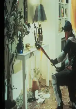 Неизвестная тварь (1983) скачать торрент бесплатно Неизвестная тварь (1983) фильм скачать торрент бесплатно