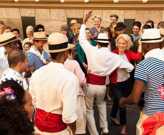 Дурацкий август (2013) в хорошем качестве скачать торрент файл Дурацкий август (2013) фильм в хорошем качестве скачать торрент файл