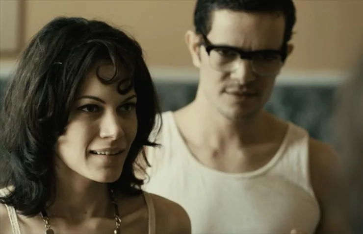 Лицо в мусоре (2010) скачать торрент файл Лицо в мусоре (2010) фильм скачать торрент файл