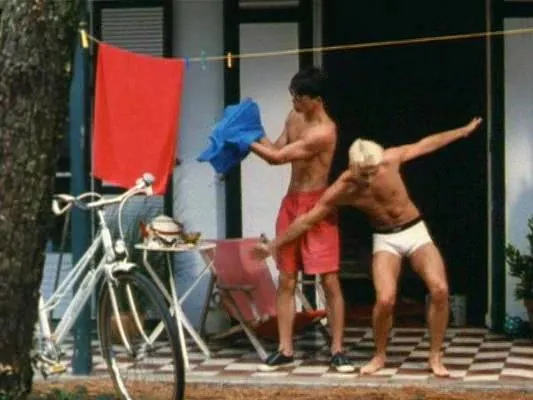 Летнее платье (1996) в хорошем качестве скачать торрент файл Летнее платье (1996) фильм в хорошем качестве скачать торрент файл