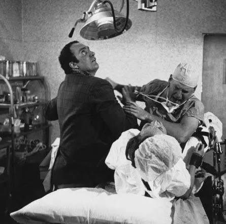 Оно живо (1974) в хорошем качестве скачать торрент файл Оно живо (1974) фильм в хорошем качестве скачать торрент файл