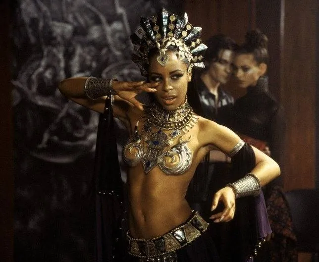 Королева проклятых (2002) в хорошем качестве скачать торрент файл Королева проклятых (2002) фильм в хорошем качестве скачать торрент файл