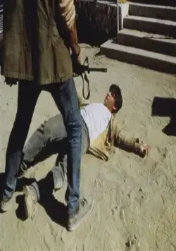 Вдали от дома (1989) скачать торрент бесплатно Вдали от дома (1989) фильм скачать торрент бесплатно