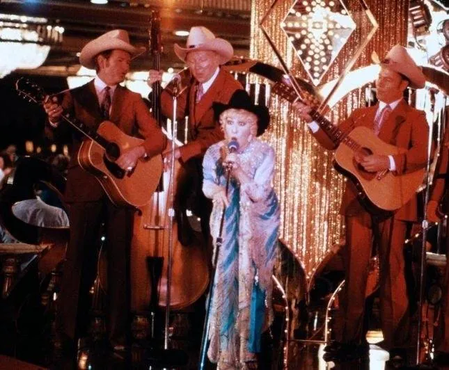 Сглазили! (1982) в хорошем качестве скачать торрент файл Сглазили! (1982) фильм в хорошем качестве скачать торрент файл