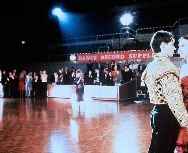 Танцы без правил (1992) скачать торрент бесплатно Танцы без правил (1992) фильм скачать торрент бесплатно