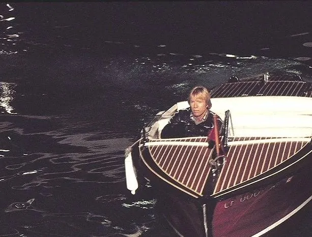 Око за око (1981) в хорошем качестве скачать торрент файл Око за око (1981) фильм в хорошем качестве скачать торрент файл