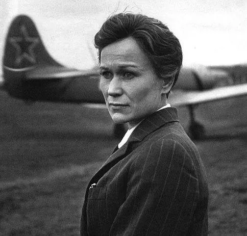 Крылья (1966) в хорошем качестве скачать торрент файл Крылья (1966) фильм в хорошем качестве скачать торрент файл