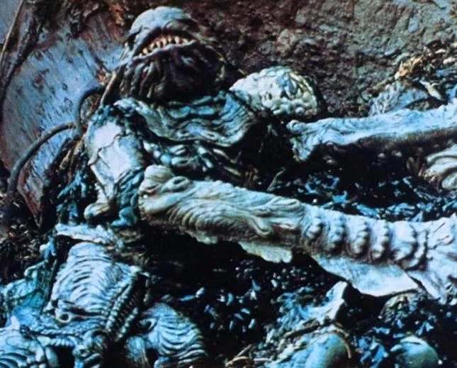 Твари из бездны (1980) в хорошем качестве скачать торрент файл Твари из бездны (1980) фильм в хорошем качестве скачать торрент файл