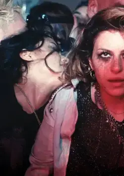 Покрась это черным (2016) скачать торрент файл Покрась это черным (2016) фильм скачать торрент файл