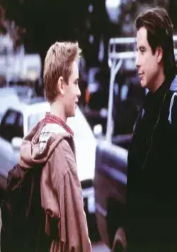 Скрытая угроза (2001) скачать торрент бесплатно Скрытая угроза (2001) фильм скачать торрент бесплатно