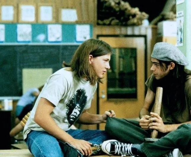 Под кайфом и в смятении (1993) скачать торрент файл Под кайфом и в смятении (1993) фильм скачать торрент файл