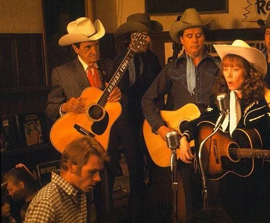 Дочь шахтера (1980) скачать торрент бесплатно Дочь шахтера (1980) фильм скачать торрент бесплатно