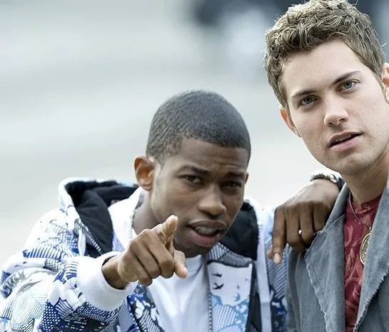 Еще одна история о Золушке (2008) скачать торрент бесплатно Еще одна история о Золушке (2008) фильм скачать торрент бесплатно