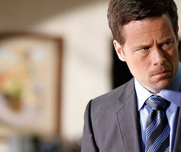 Поставщик (2013) скачать торрент бесплатно Поставщик (2013) фильм скачать торрент бесплатно