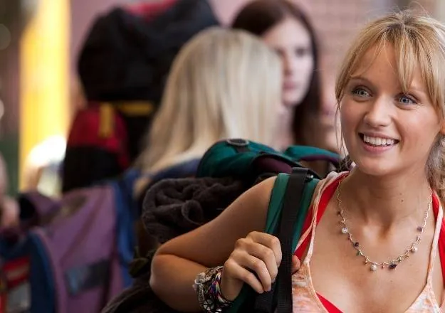 Переростки на краю света (2014) в хорошем качестве скачать торрент файл Переростки на краю света (2014) фильм в хорошем качестве скачать торрент файл