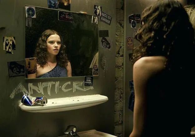 Комната страха №205 (2011) скачать торрент файл Комната страха №205 (2011) фильм скачать торрент файл