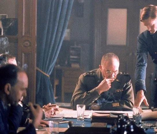 Айк: обратный отсчет (2004) скачать торрент файл Айк: обратный отсчет (2004) фильм скачать торрент файл