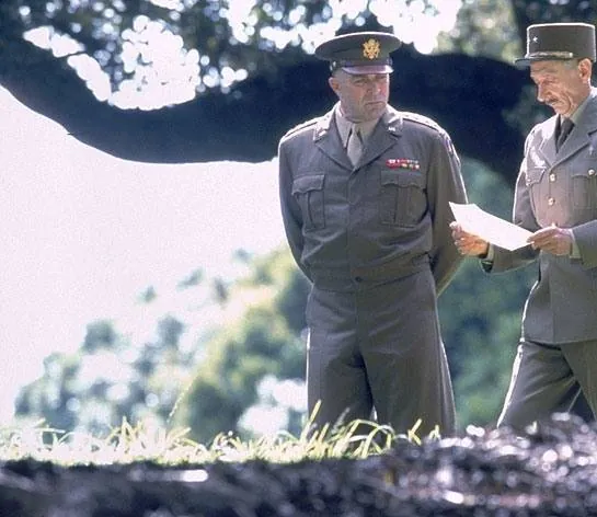 Айк: обратный отсчет (2004) скачать торрент бесплатно Айк: обратный отсчет (2004) фильм скачать торрент бесплатно