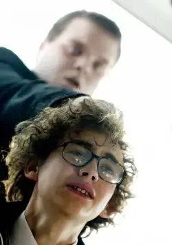 Истерзанный (2009) скачать торрент бесплатно Истерзанный (2009) фильм скачать торрент бесплатно