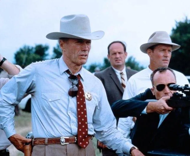 Совершенный мир (1993) в хорошем качестве скачать торрент файл Совершенный мир (1993) фильм в хорошем качестве скачать торрент файл