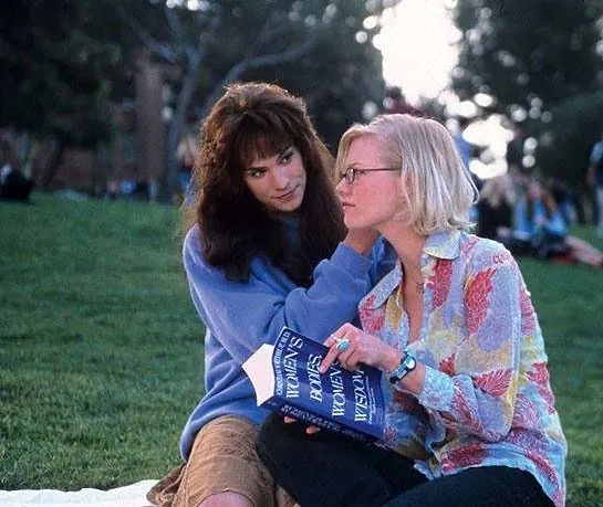 Парни из женской общаги (2002) в хорошем качестве скачать торрент файл Парни из женской общаги (2002) фильм в хорошем качестве скачать торрент файл