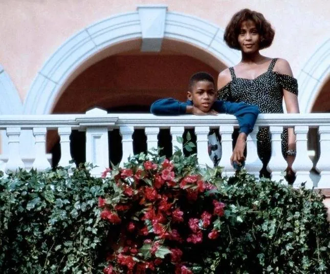 Телохранитель (1992) в хорошем качестве скачать торрент файл Телохранитель (1992) фильм в хорошем качестве скачать торрент файл