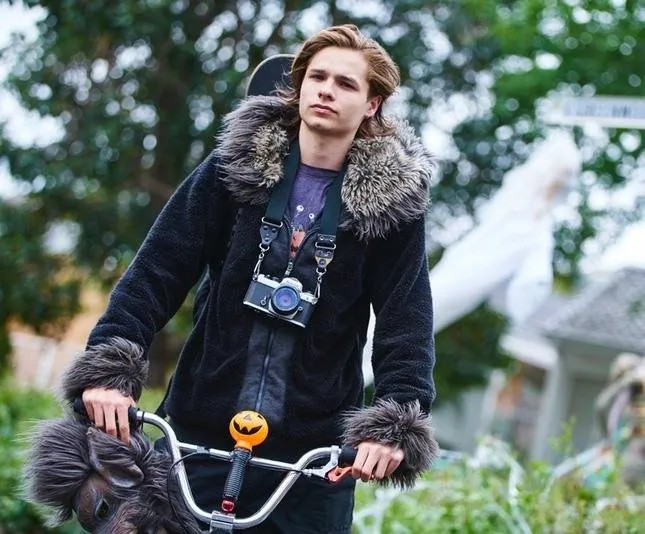 Мальчики на деревьях (2016) скачать торрент бесплатно Мальчики на деревьях (2016) фильм скачать торрент бесплатно