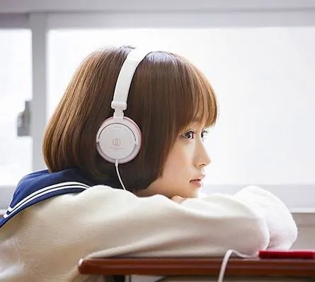 Она тоже любит ложь (2013) скачать торрент бесплатно Она тоже любит ложь (2013) фильм скачать торрент бесплатно