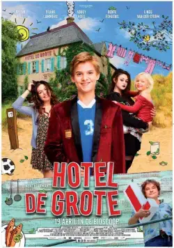 Фантастический семейный отель / Hotel de grote L (2017) фильм скачать через торрет бесплатно в хорошем качестве