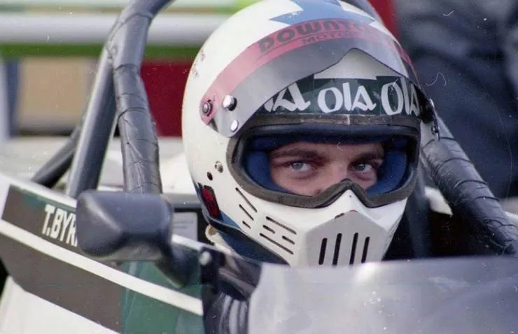 Крутой вираж (2016) скачать торрент бесплатно Крутой вираж (2016) фильм скачать торрент бесплатно