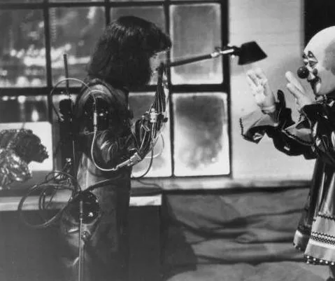 Иллюзия убийства (1985) в хорошем качестве скачать торрент файл Иллюзия убийства (1985) фильм в хорошем качестве скачать торрент файл