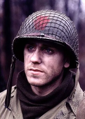 Когда молчат фанфары (1998) скачать торрент файл Когда молчат фанфары (1998) фильм скачать торрент файл