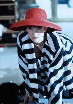 Отпетые мошенники (1988) скачать торрент бесплатно Отпетые мошенники (1988) фильм скачать торрент бесплатно