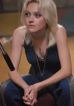 Ранэвэйс (2010) скачать торрент бесплатно Ранэвэйс (2010) фильм скачать торрент бесплатно