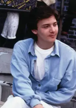 Милашка в розовом (1986) скачать торрент файл Милашка в розовом (1986) фильм скачать торрент файл