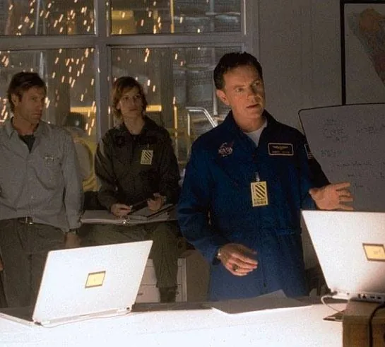 Земное ядро (2003) в хорошем качестве скачать торрент файл Земное ядро (2003) фильм в хорошем качестве скачать торрент файл