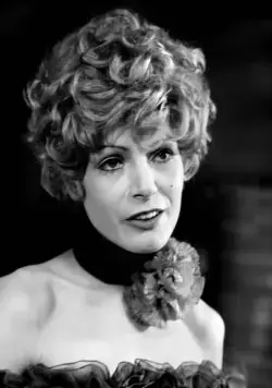 Горькие слезы Петры Фон Кант (1972) в хорошем качестве скачать торрент файл Горькие слезы Петры Фон Кант (1972) фильм в хорошем качестве скачать торрент файл