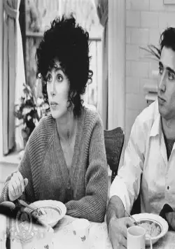 Во власти Луны (1987) скачать торрент бесплатно Во власти Луны (1987) фильм скачать торрент бесплатно