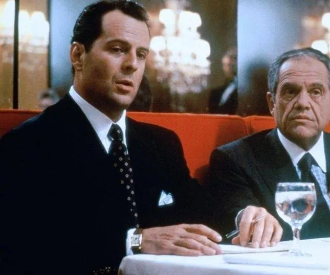 Костер тщеславий (1990) в хорошем качестве скачать торрент файл Костер тщеславий (1990) фильм в хорошем качестве скачать торрент файл