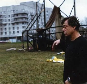 Цирк сгорел, и клоуны разбежались (1998) скачать торрент файл Цирк сгорел, и клоуны разбежались (1998) фильм скачать торрент файл